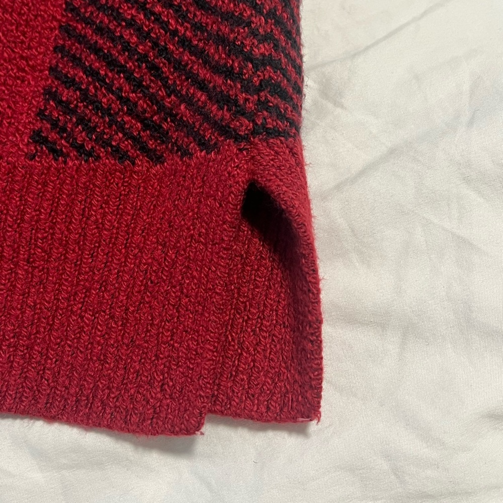 William Rast Buffalo Plaid Checked V-Neck Sweater - Picture 3 of 4
